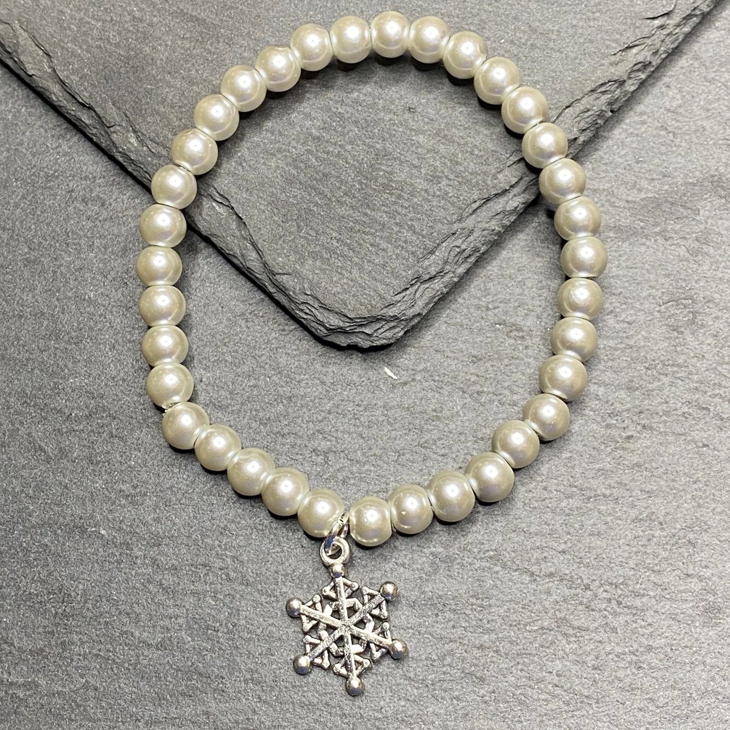 Glass Pearl Stretch Christmas Bracelets